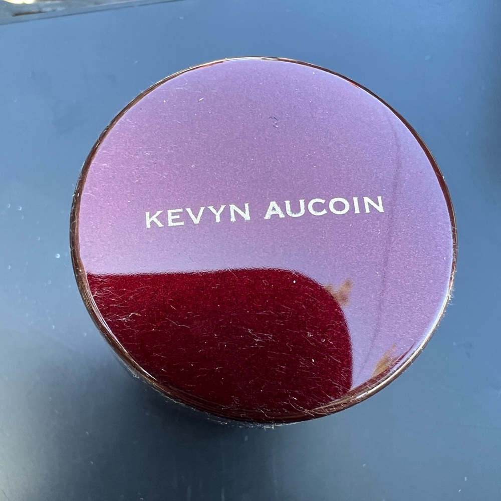 Kevin aucoin skin enhancer sx07